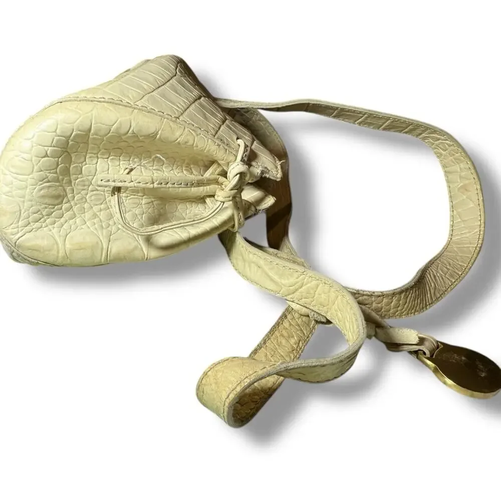 Vintage Brahmin Croc-Embossed Leather Barrel Shoulder Bag – Ivory / Cream - Picture 6 of 10
